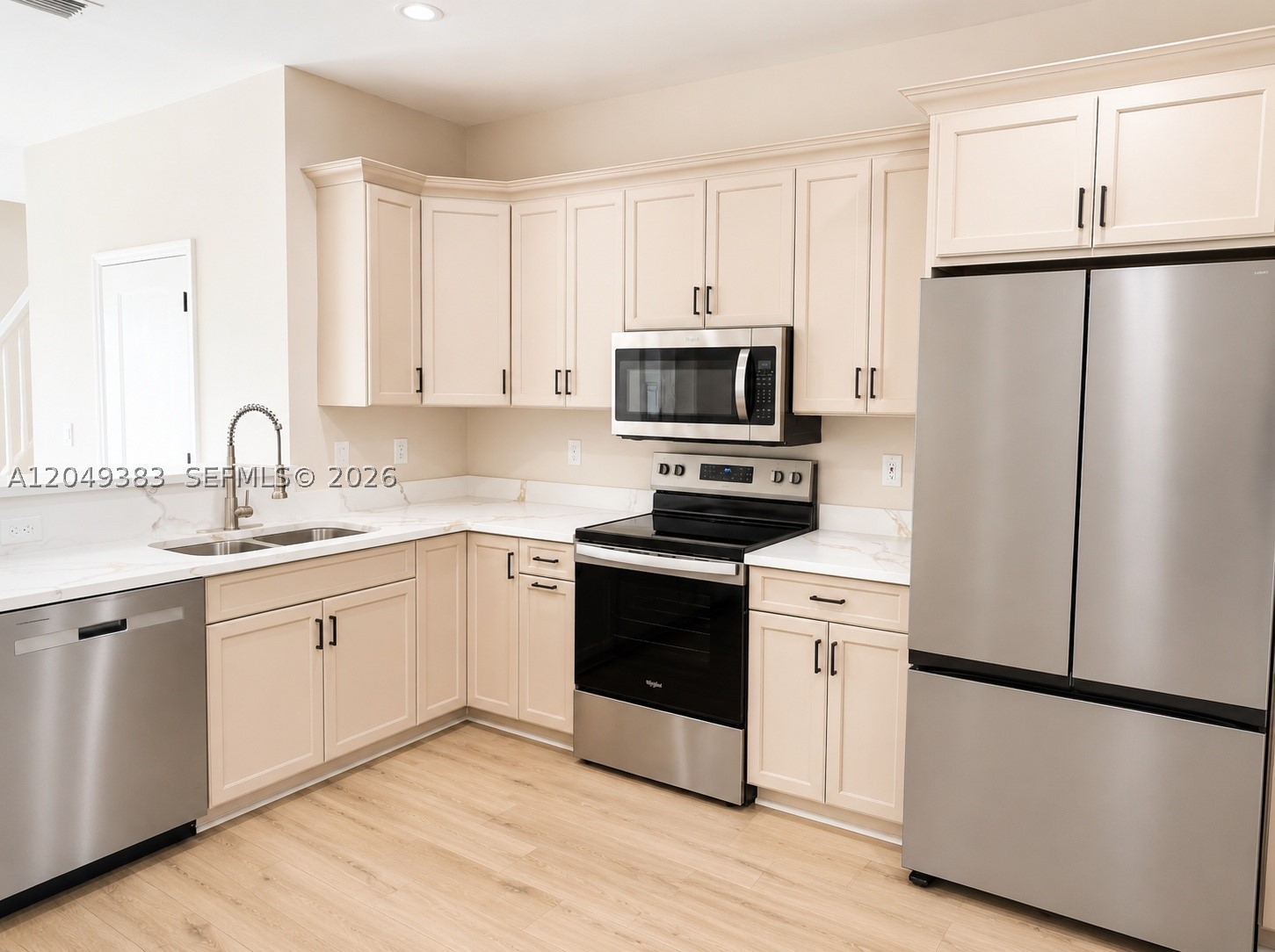 SECTORS 3 & 4 BOUNDARY PL - Residential Lease