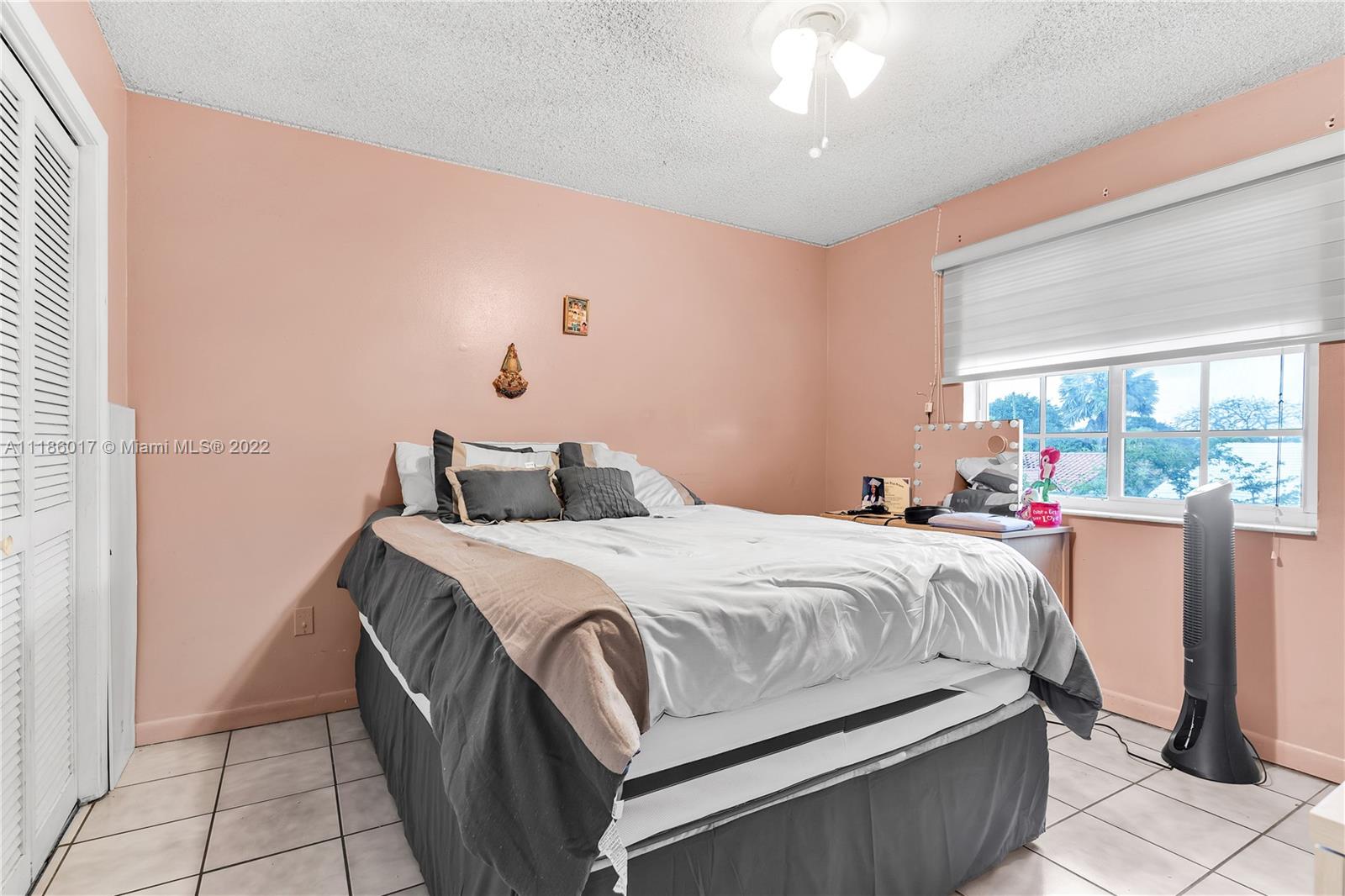 TAMIAMI TWIN VILLAS CONDO - Residential