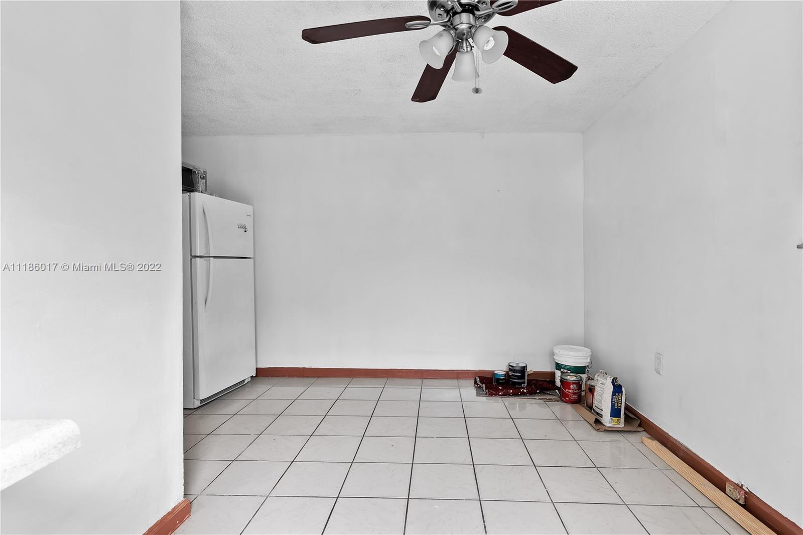 TAMIAMI TWIN VILLAS CONDO - Residential
