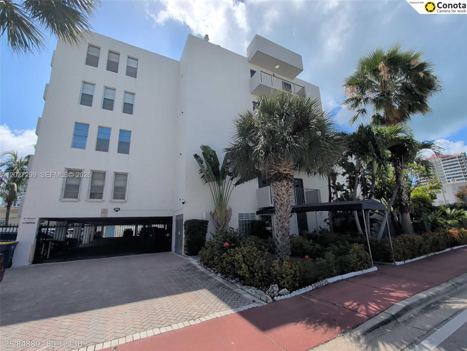 CLINTON CONDO - Residential