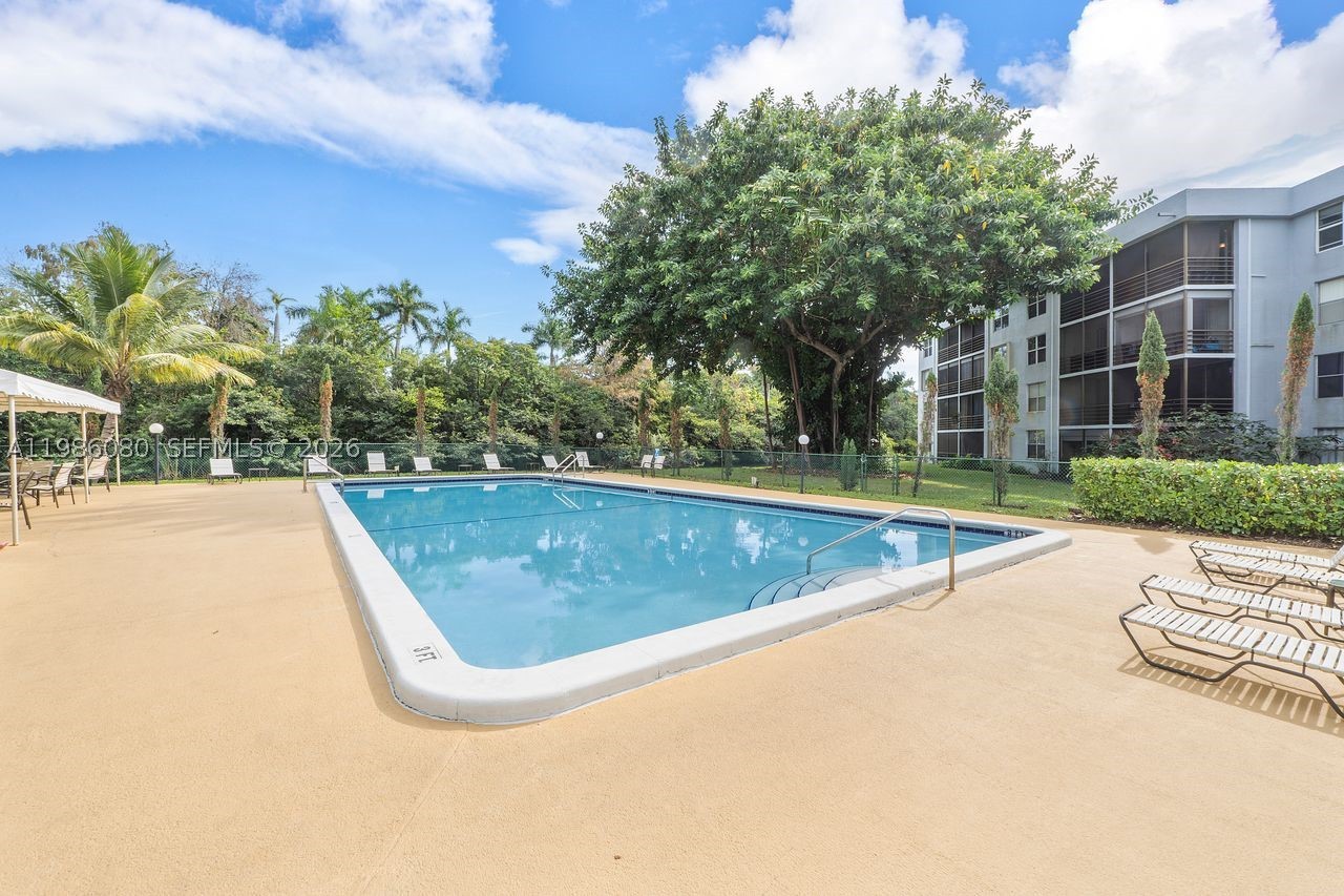 ROYAL PARK CONDO - Residential