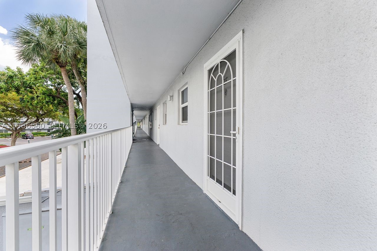 ROYAL PARK CONDO - Residential