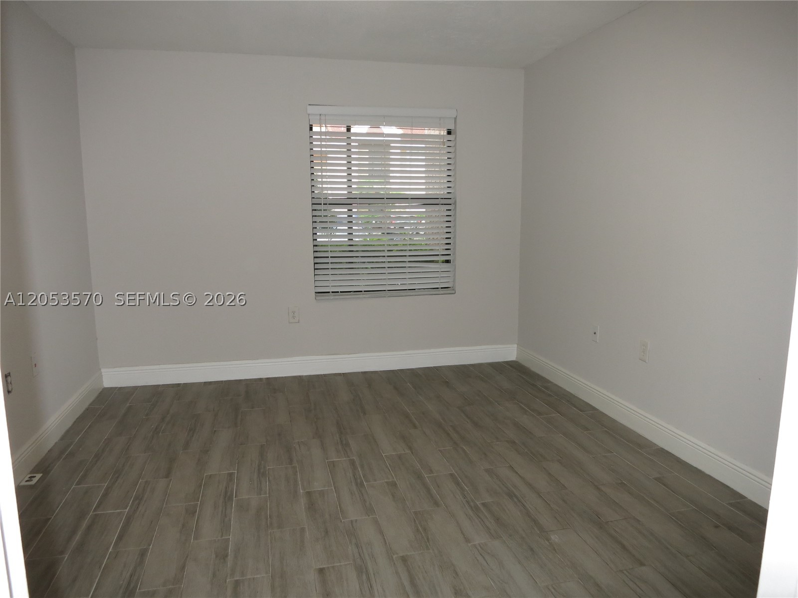 BISCAYNE BEACH CLUB CONDO - Residential Lease