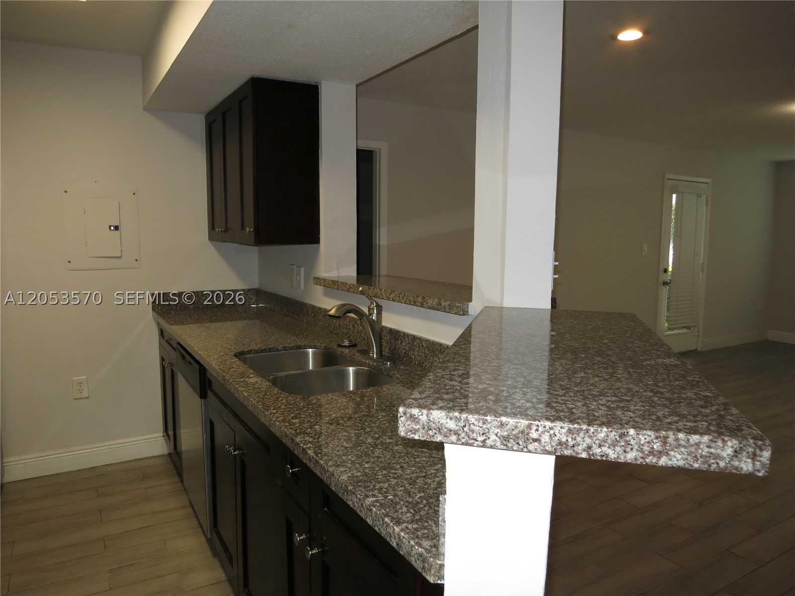 BISCAYNE BEACH CLUB CONDO - Residential Lease