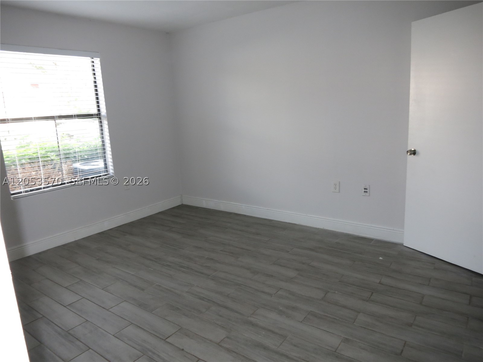 BISCAYNE BEACH CLUB CONDO - Residential Lease