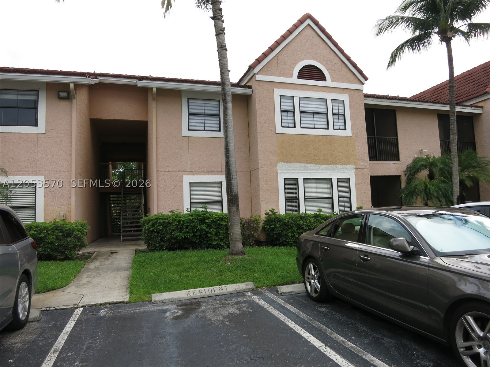 BISCAYNE BEACH CLUB CONDO - Residential Lease