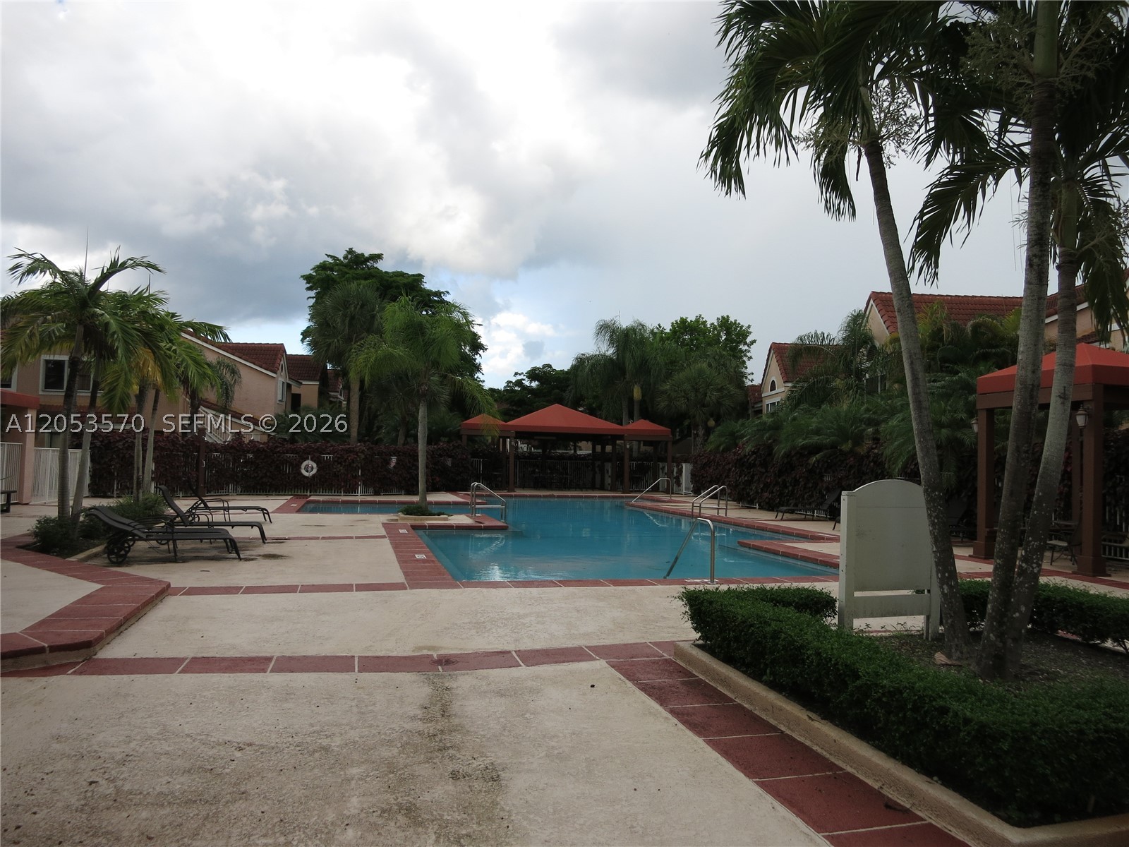 BISCAYNE BEACH CLUB CONDO - Residential Lease