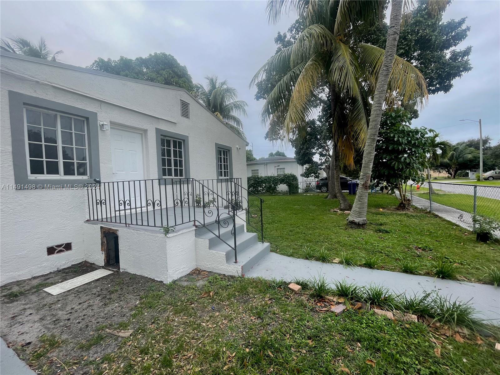 MONTICELLO PK UNIT NO 3 - Residential Lease