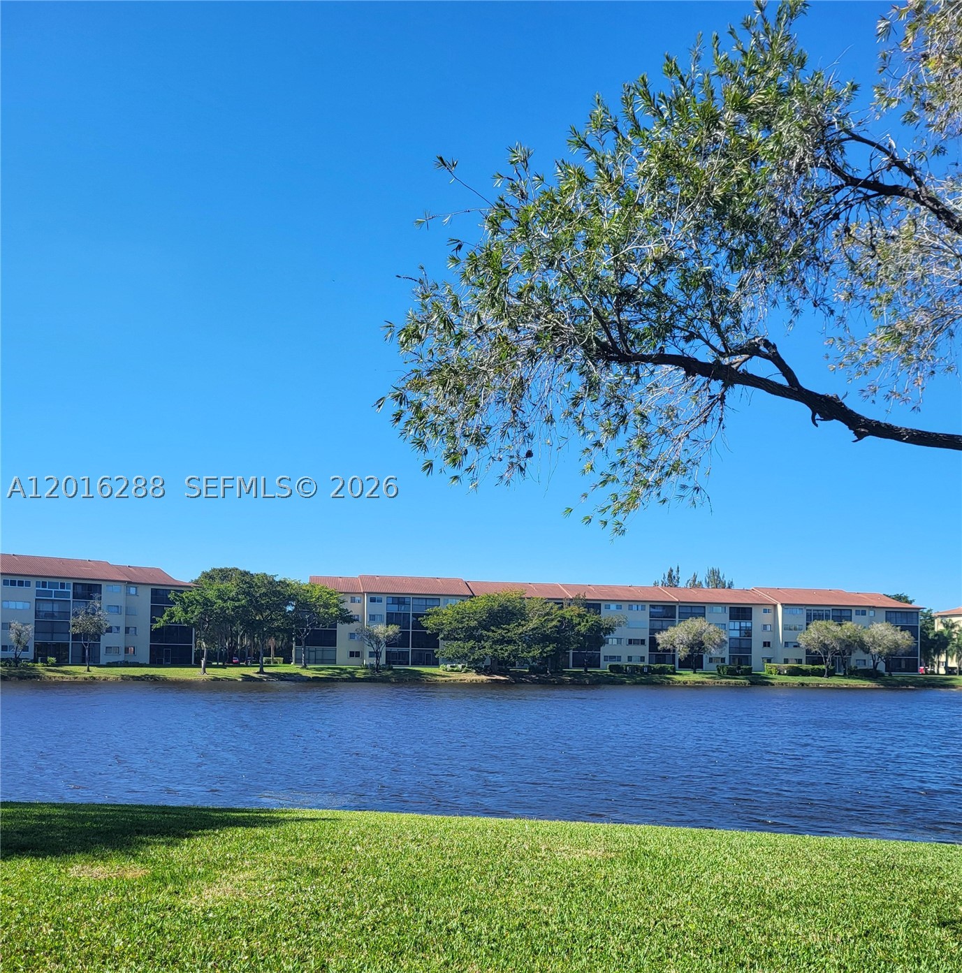 SUFFOLK AT CENTURY VILLAG - Residential