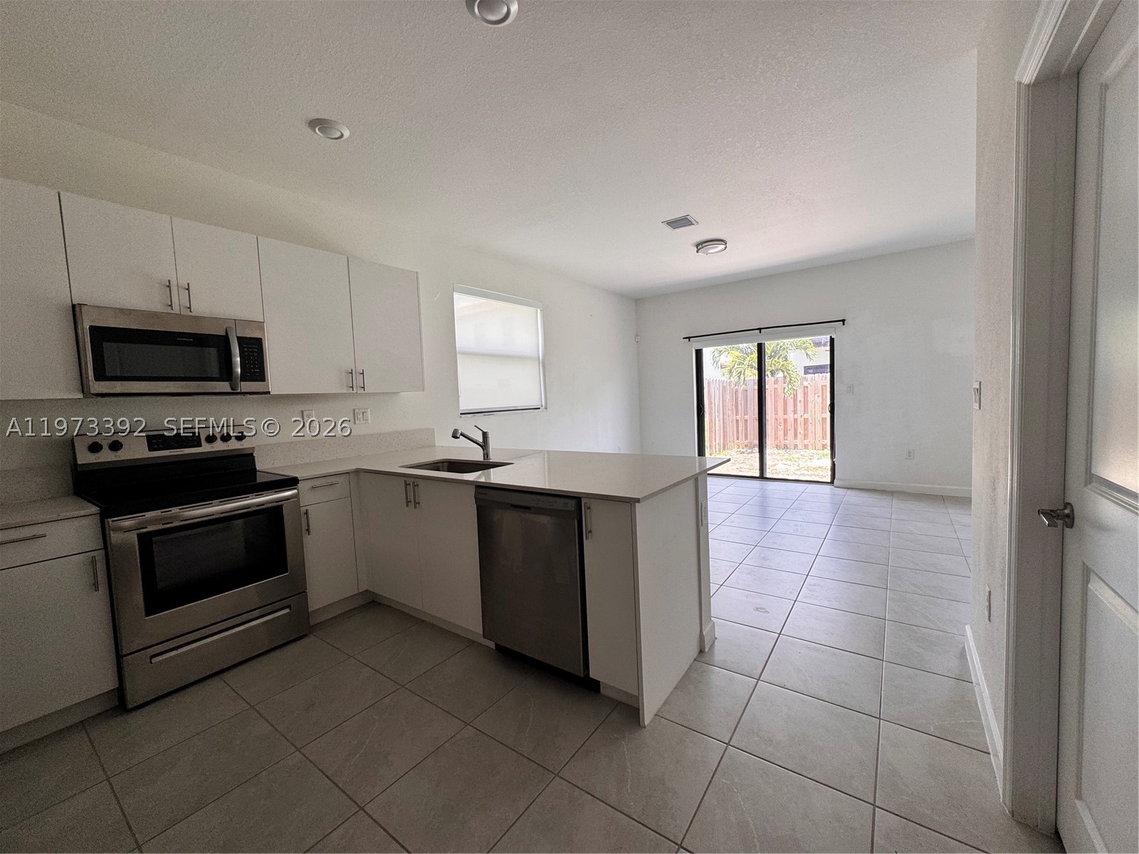 SILVER PALM RESIDENTIAL H - Residential