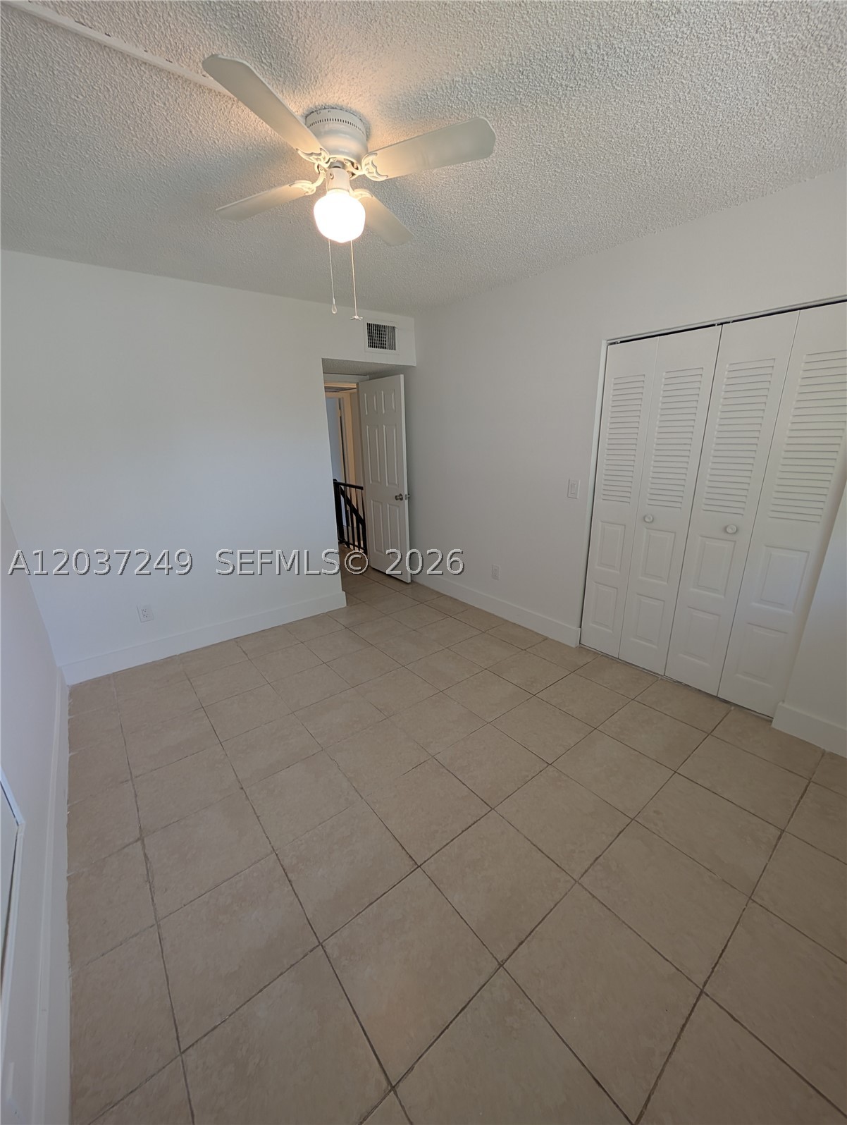 CORAL REEF TOWNHOUSES CON - Residential Lease