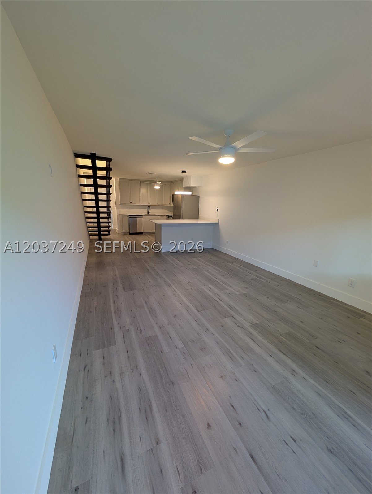 CORAL REEF TOWNHOUSES CON - Residential Lease