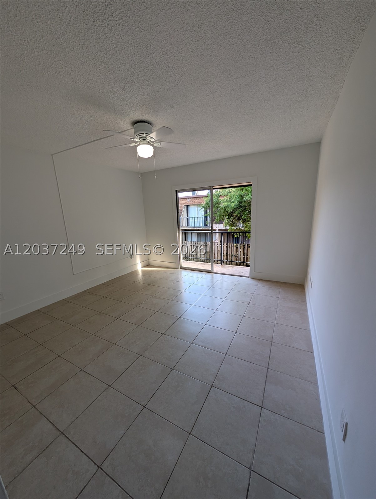 CORAL REEF TOWNHOUSES CON - Residential Lease