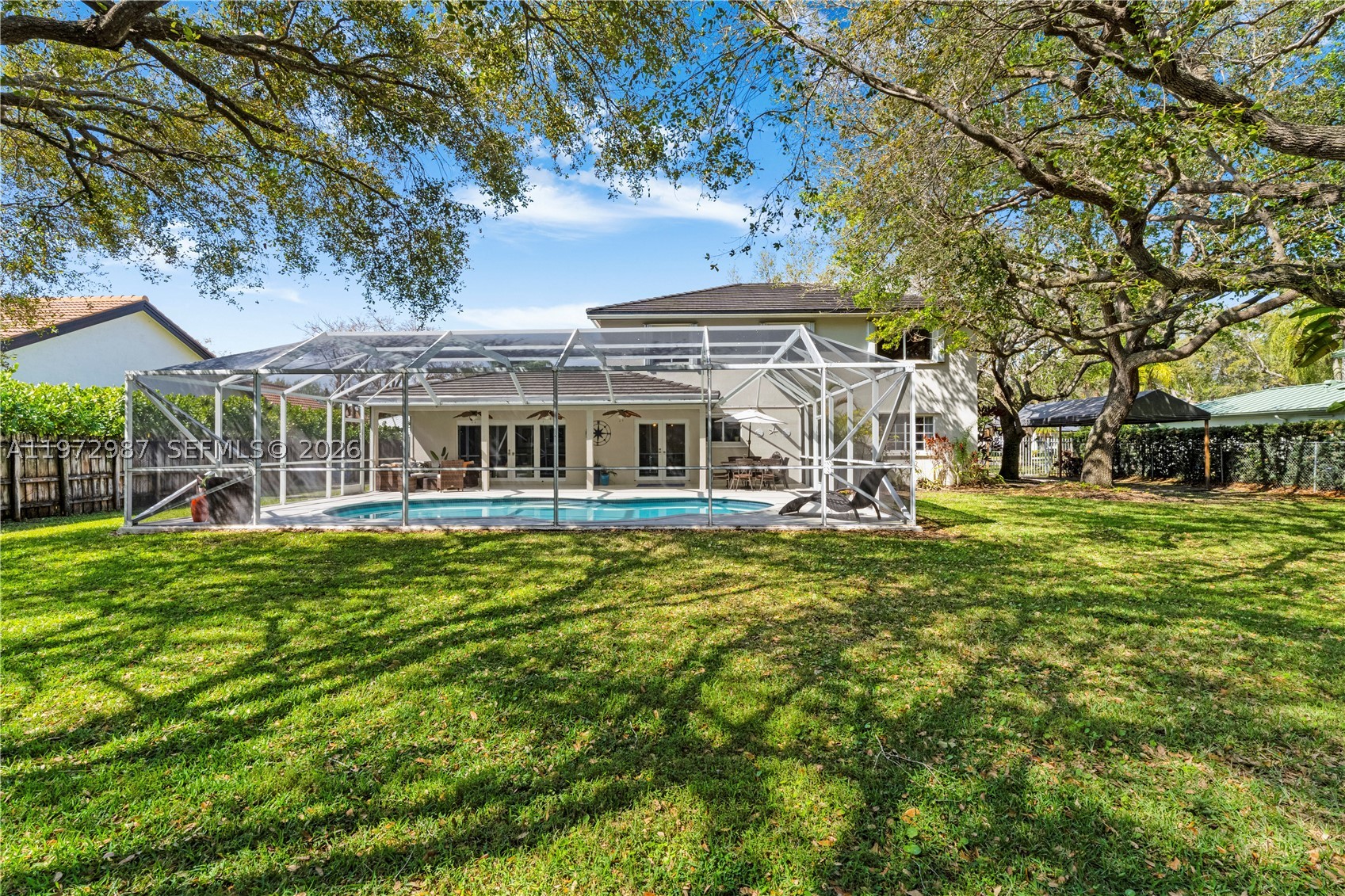 PINE GLENN ESTATES - Residential