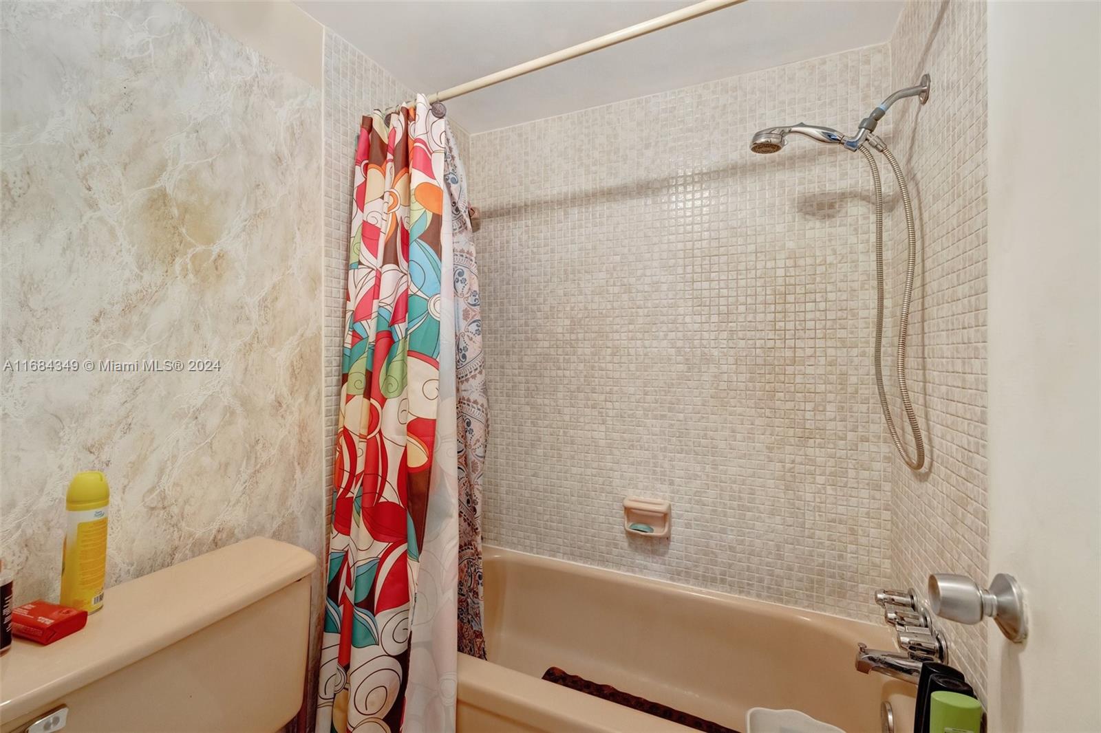 CLIFTON CONDO - Residential
