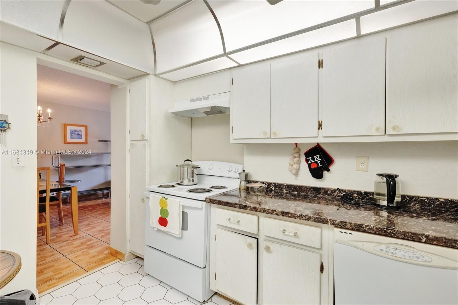 CLIFTON CONDO - Residential