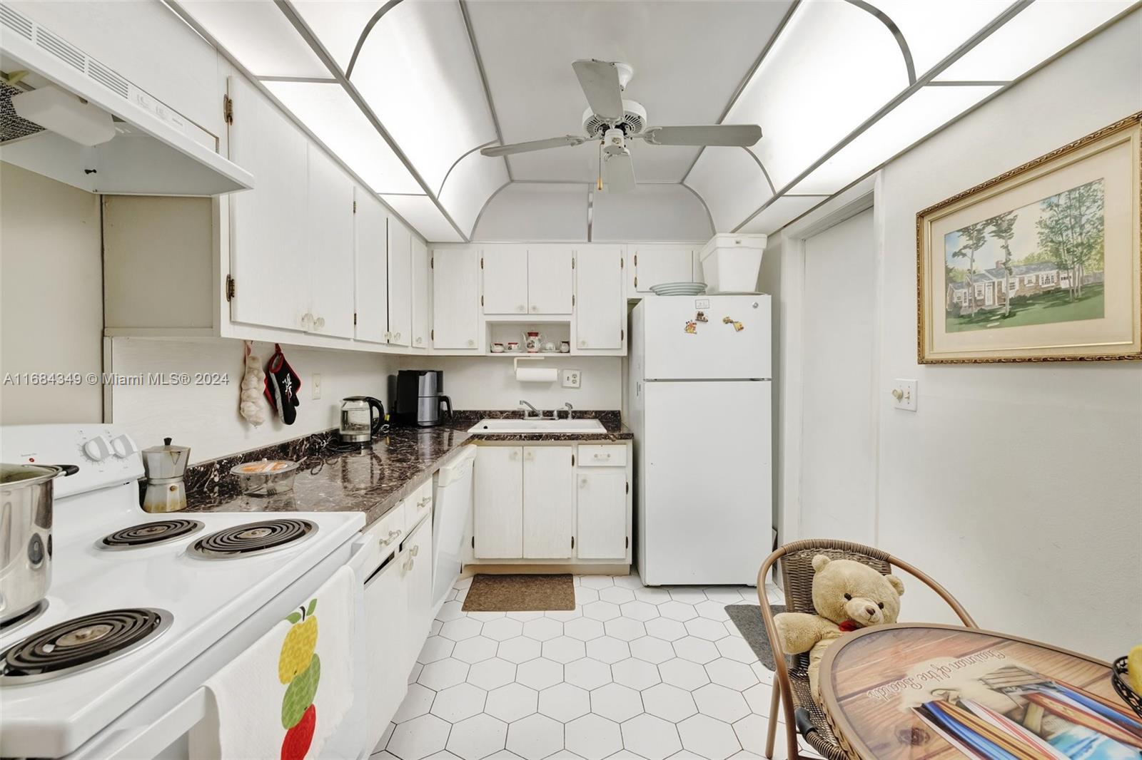 CLIFTON CONDO - Residential