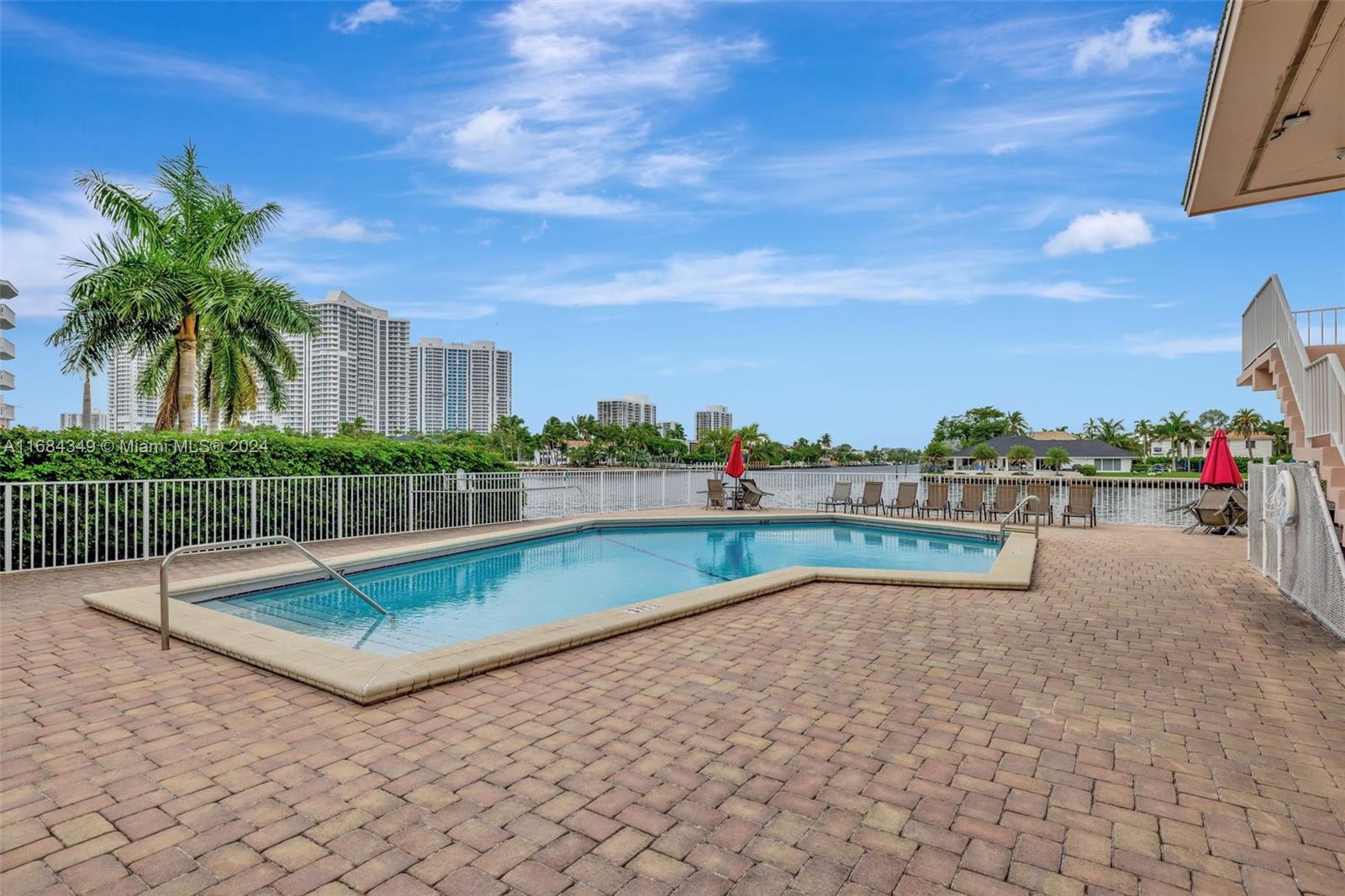 CLIFTON CONDO - Residential