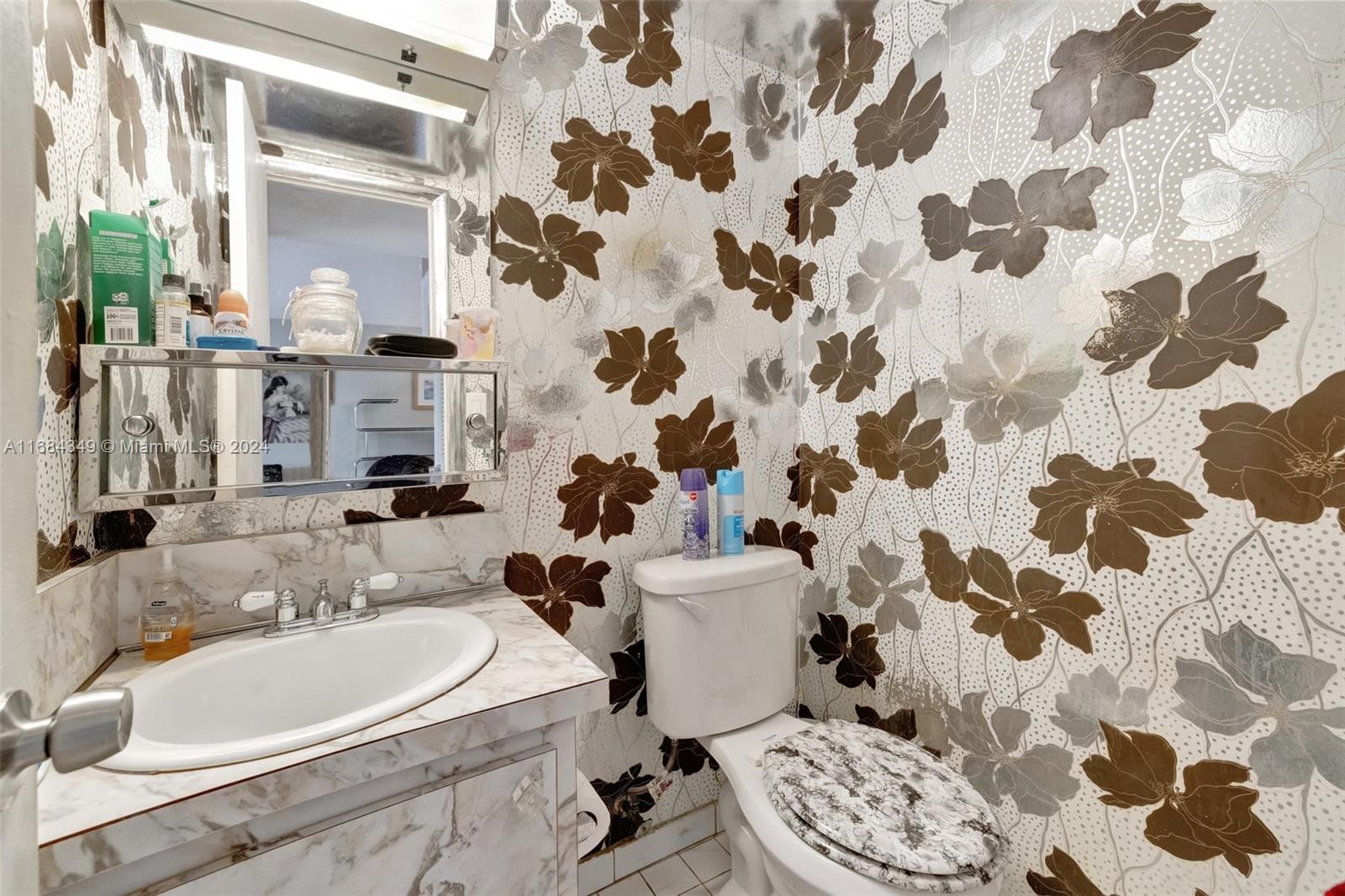 CLIFTON CONDO - Residential