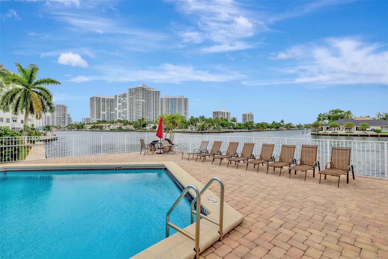 CLIFTON CONDO - Residential