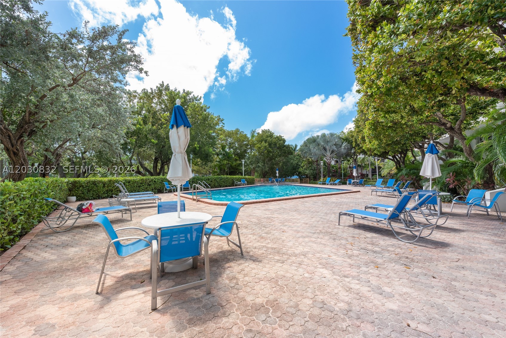COMMODORE CLUB WEST CONDO - Residential