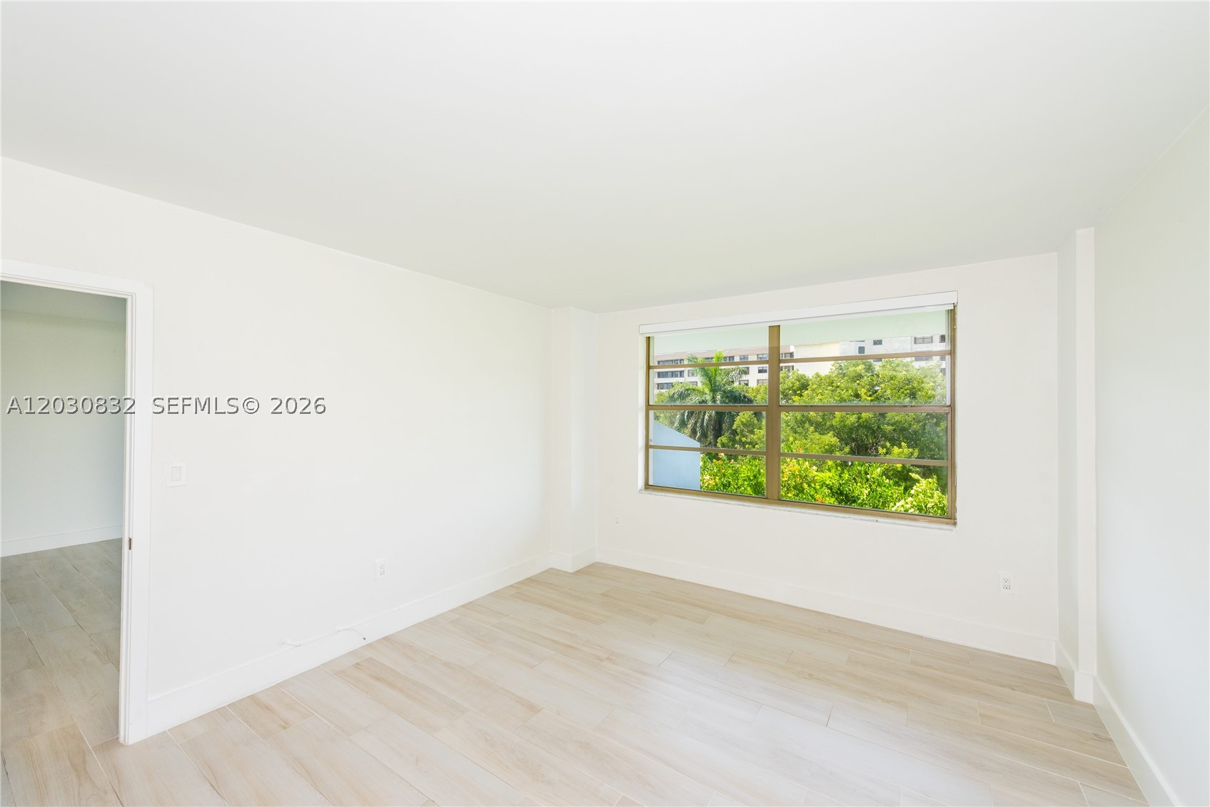COMMODORE CLUB WEST CONDO - Residential