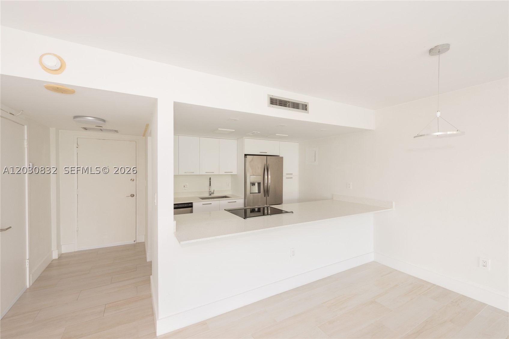 COMMODORE CLUB WEST CONDO - Residential