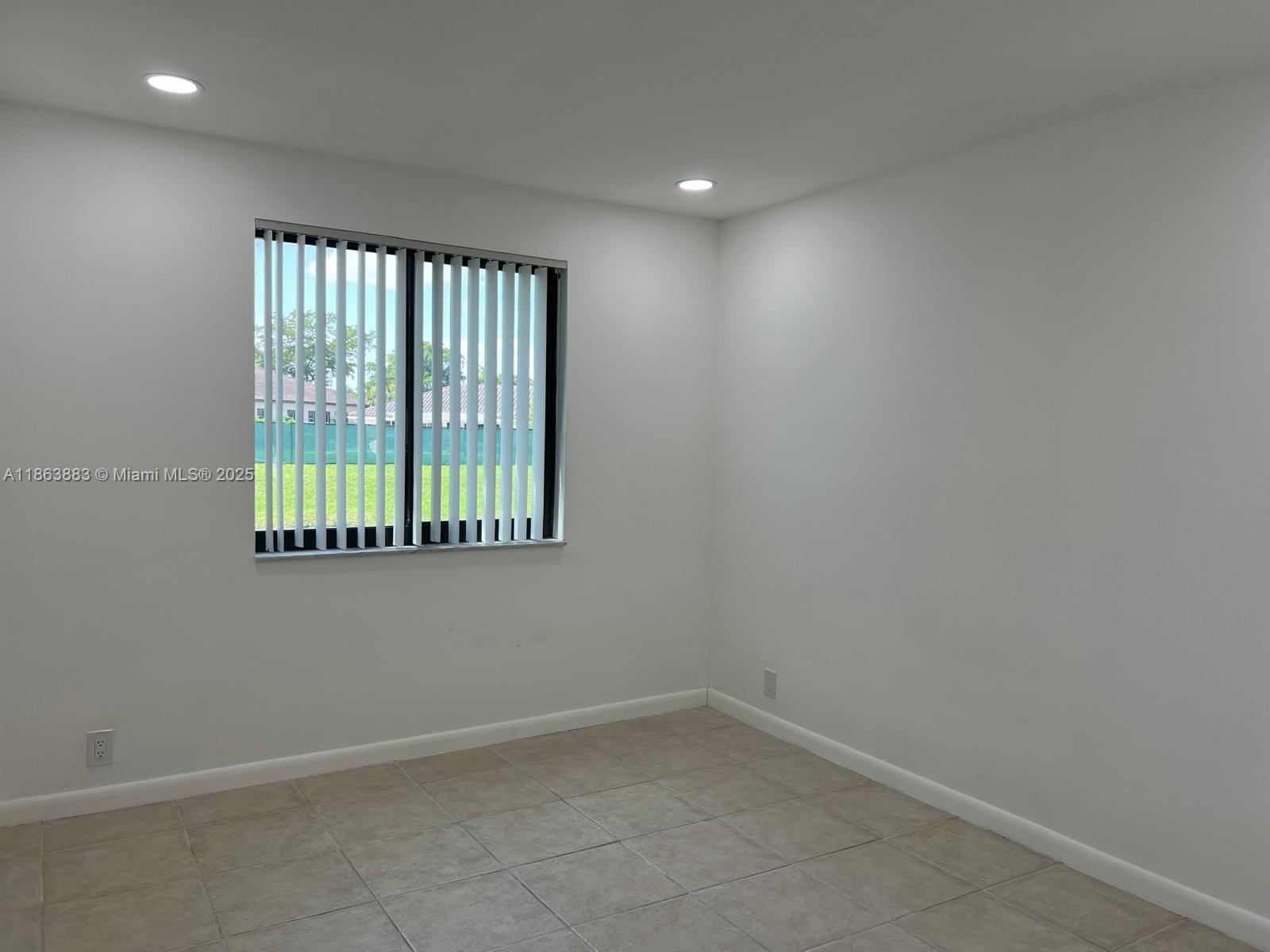 PINES OF CORAL SPRINGS II - Residential