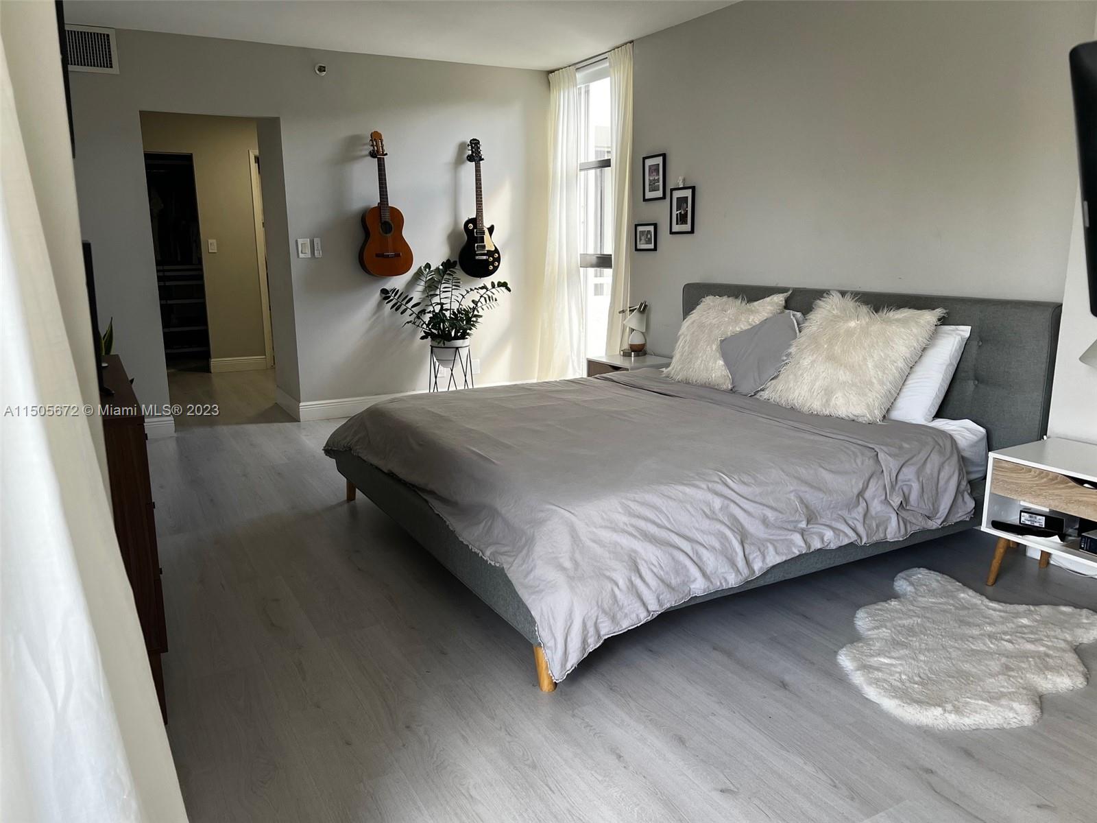 DELVISTA TOWERS CONDO - Residential Lease