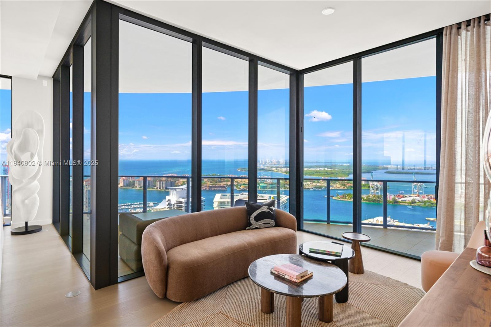 Five Park Condo - Residential