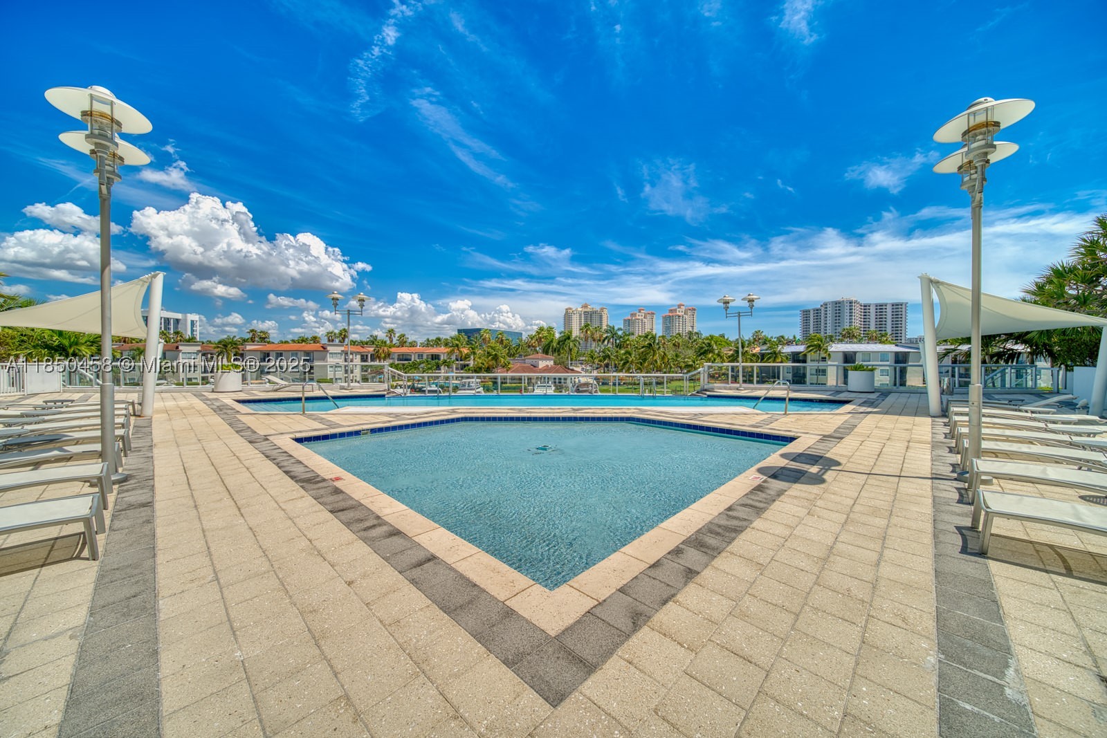 THE ATRIUM AT AVENTURA CO - Residential