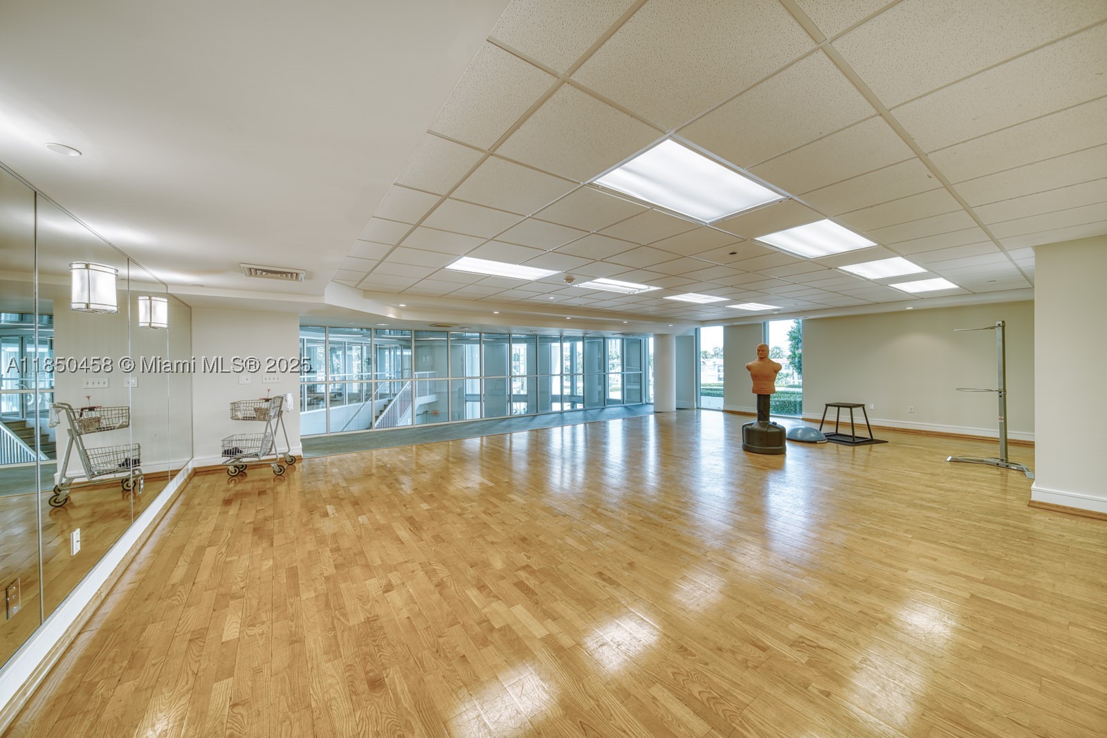 THE ATRIUM AT AVENTURA CO - Residential