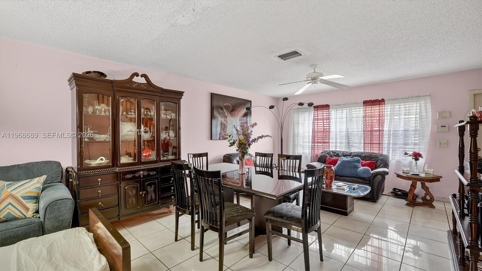 PEMBROKE POINTE SECTION T - Residential