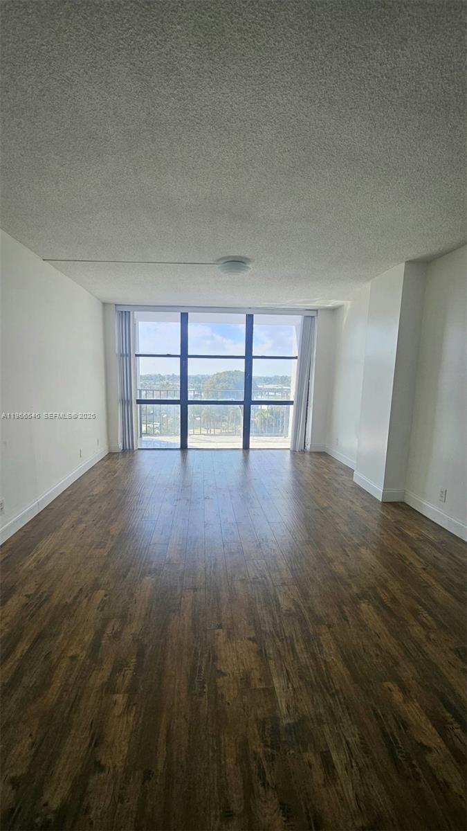 OCEANVIEW PARK CONDO - Residential