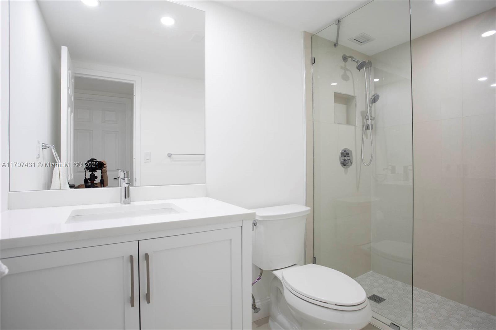AVILA CONDO - Residential Lease