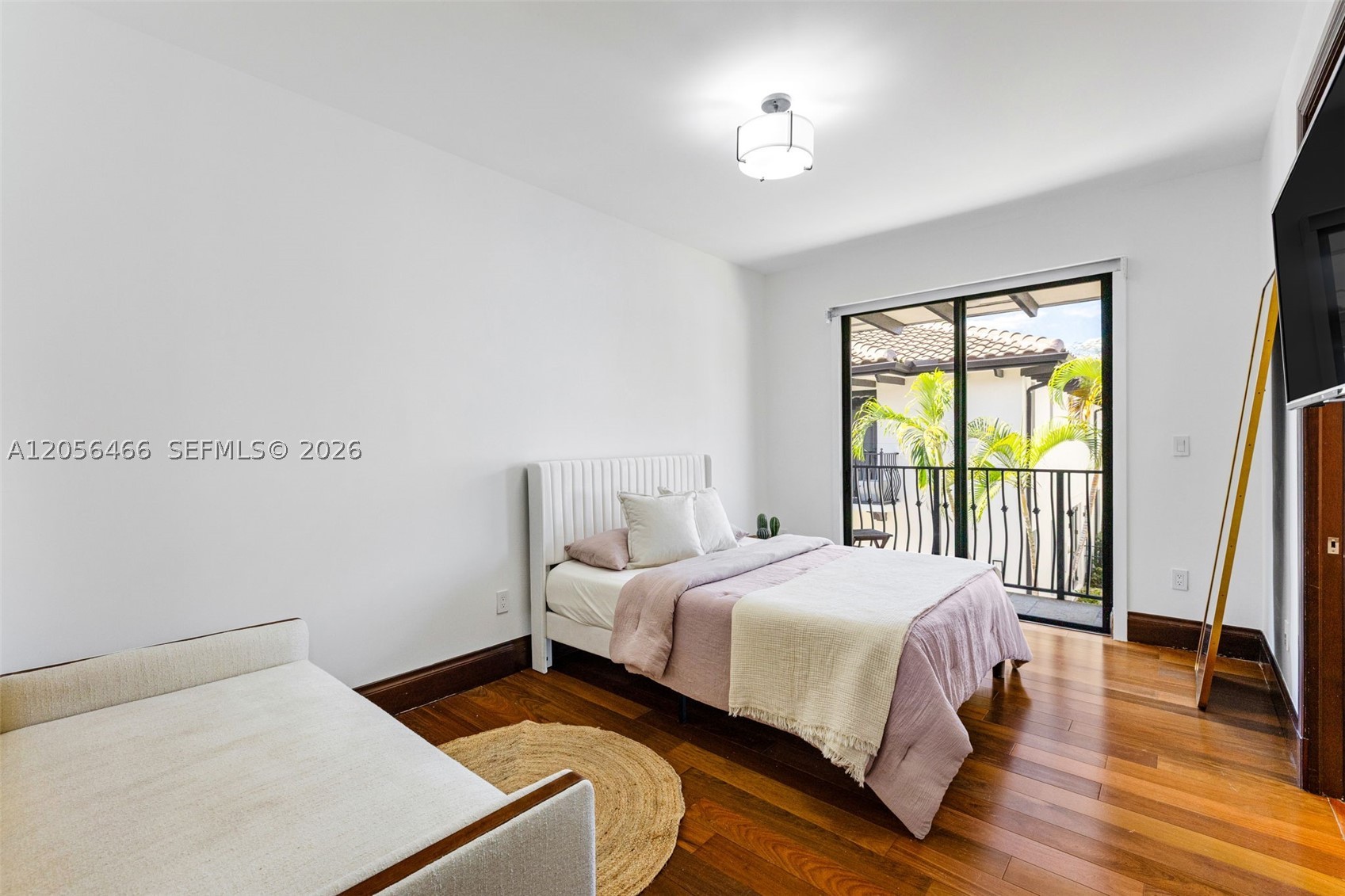 GROVE ENCLAVE CONDO - Residential