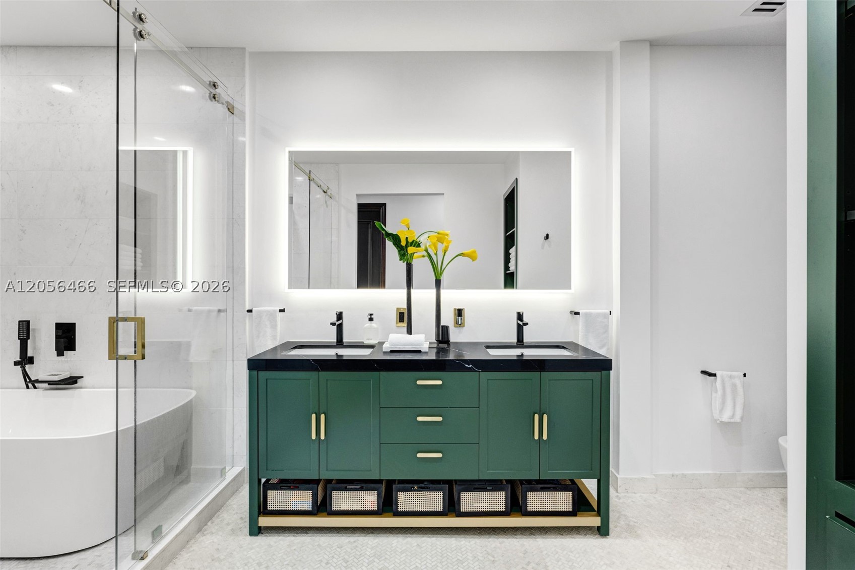 GROVE ENCLAVE CONDO - Residential