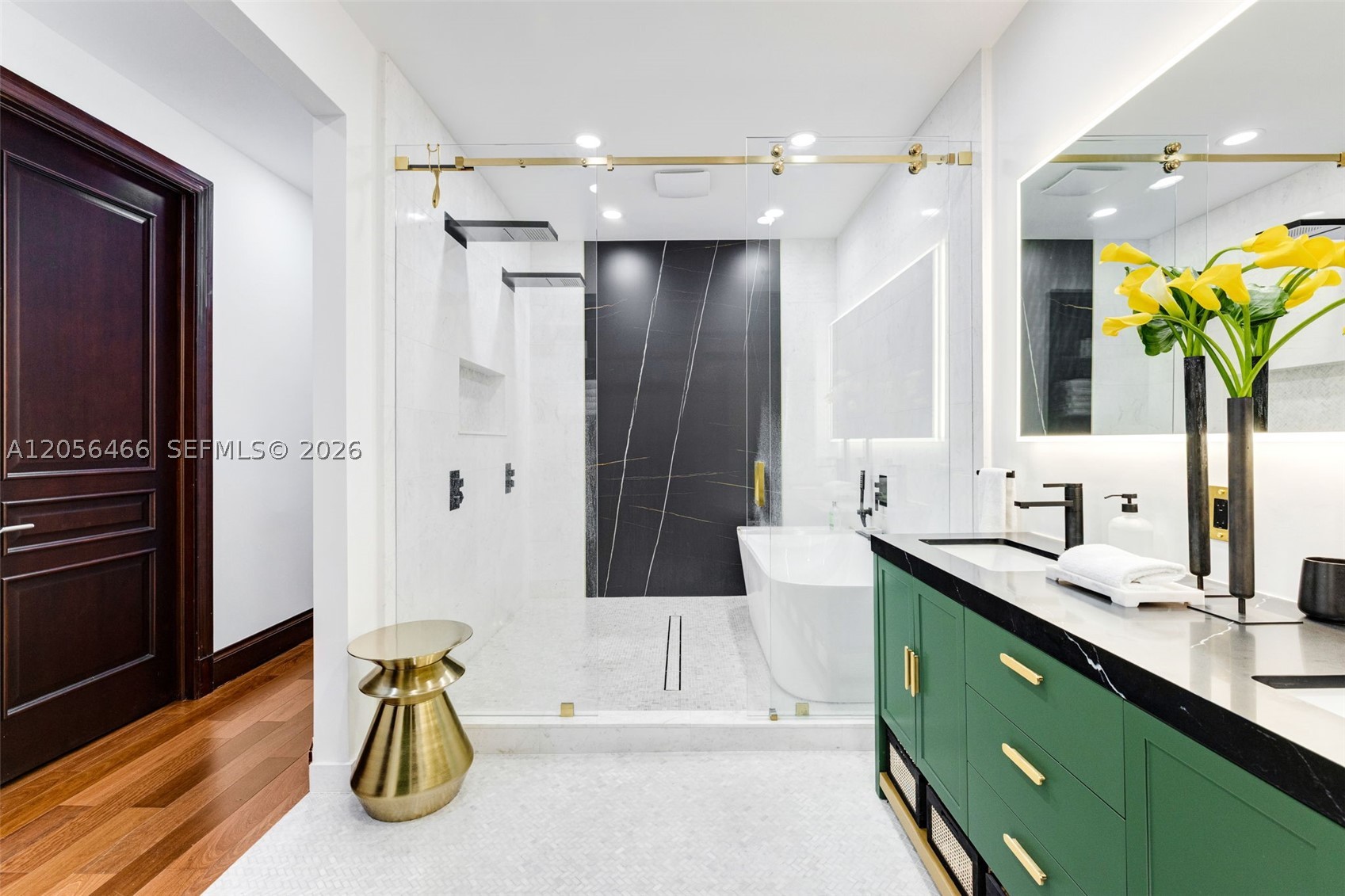 GROVE ENCLAVE CONDO - Residential