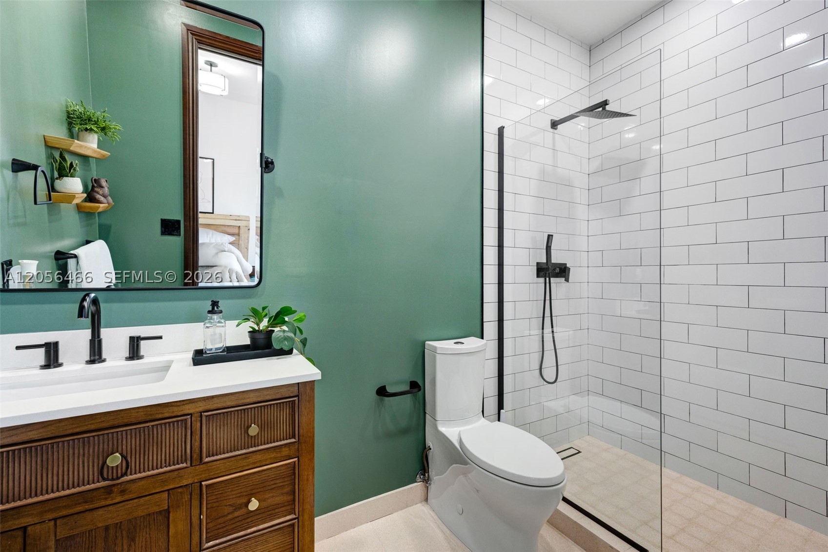 GROVE ENCLAVE CONDO - Residential