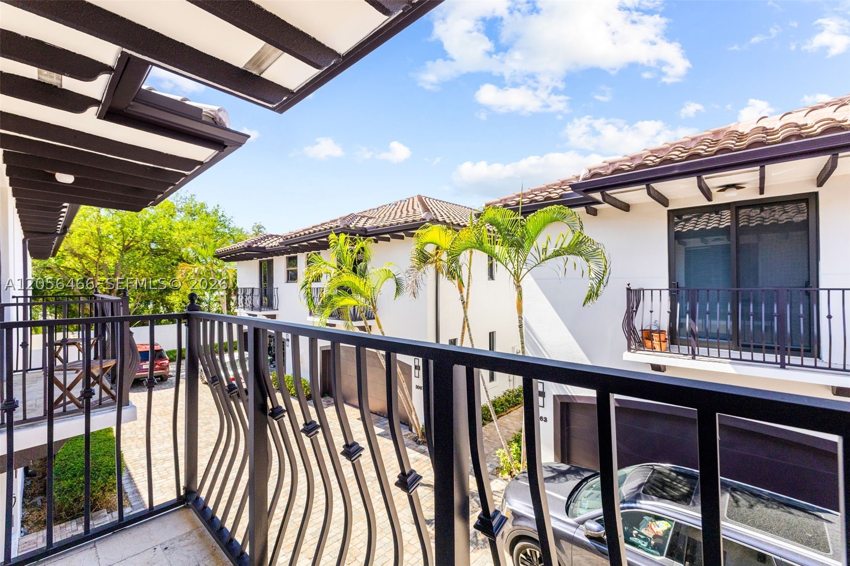 GROVE ENCLAVE CONDO - Residential