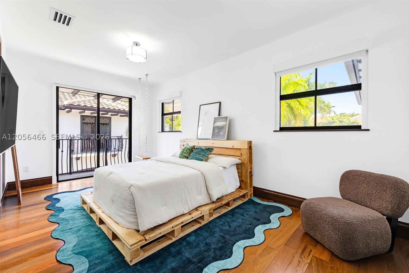 GROVE ENCLAVE CONDO - Residential
