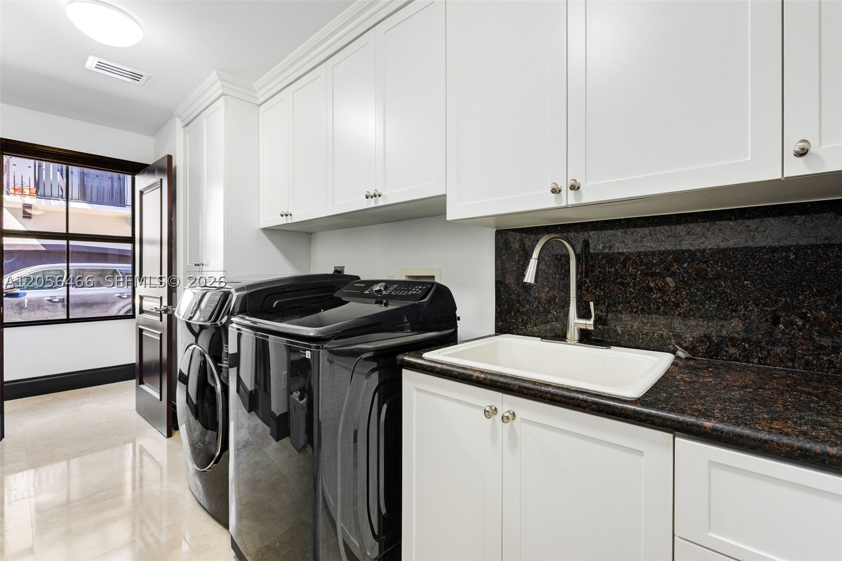 GROVE ENCLAVE CONDO - Residential