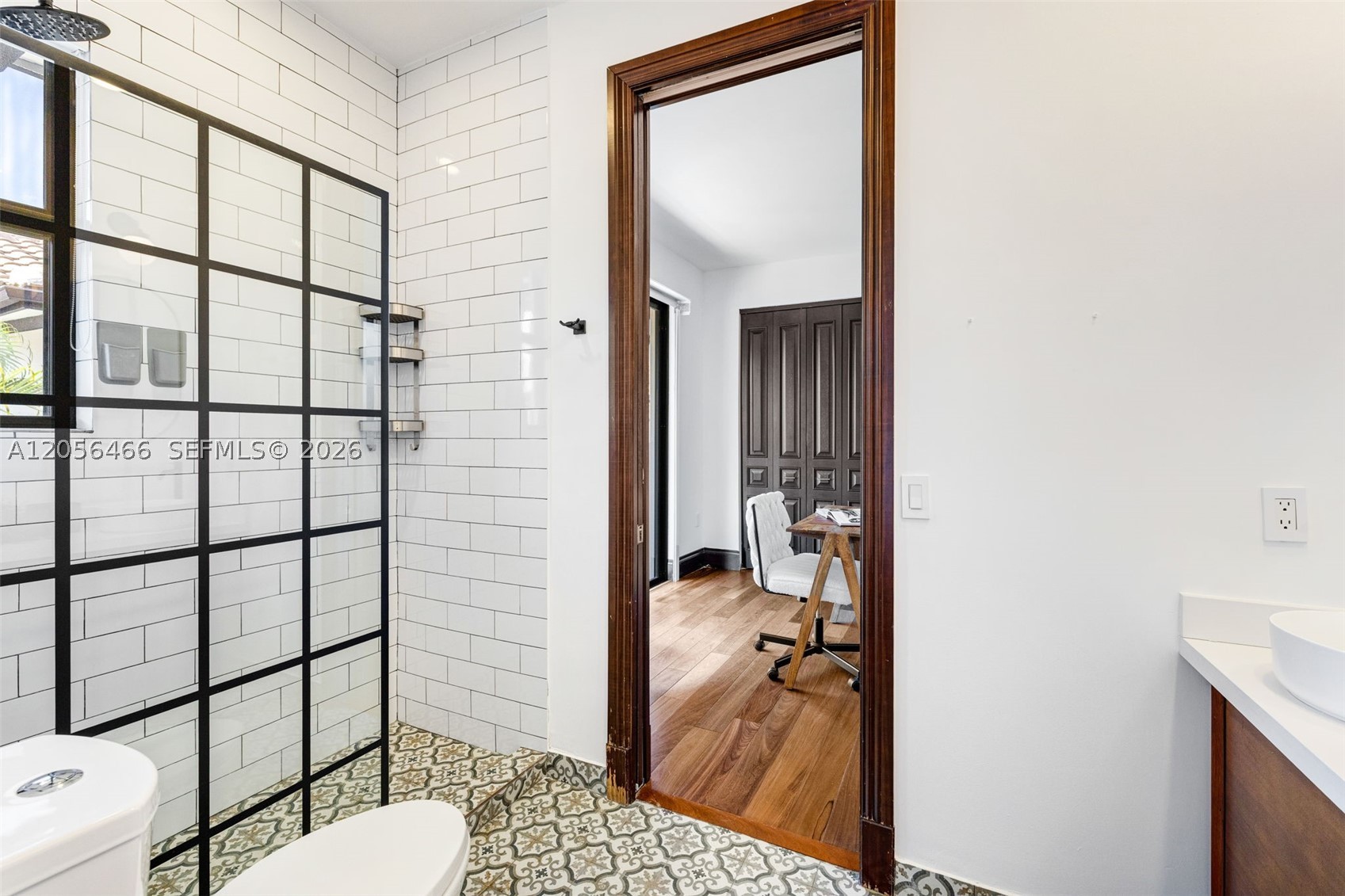 GROVE ENCLAVE CONDO - Residential