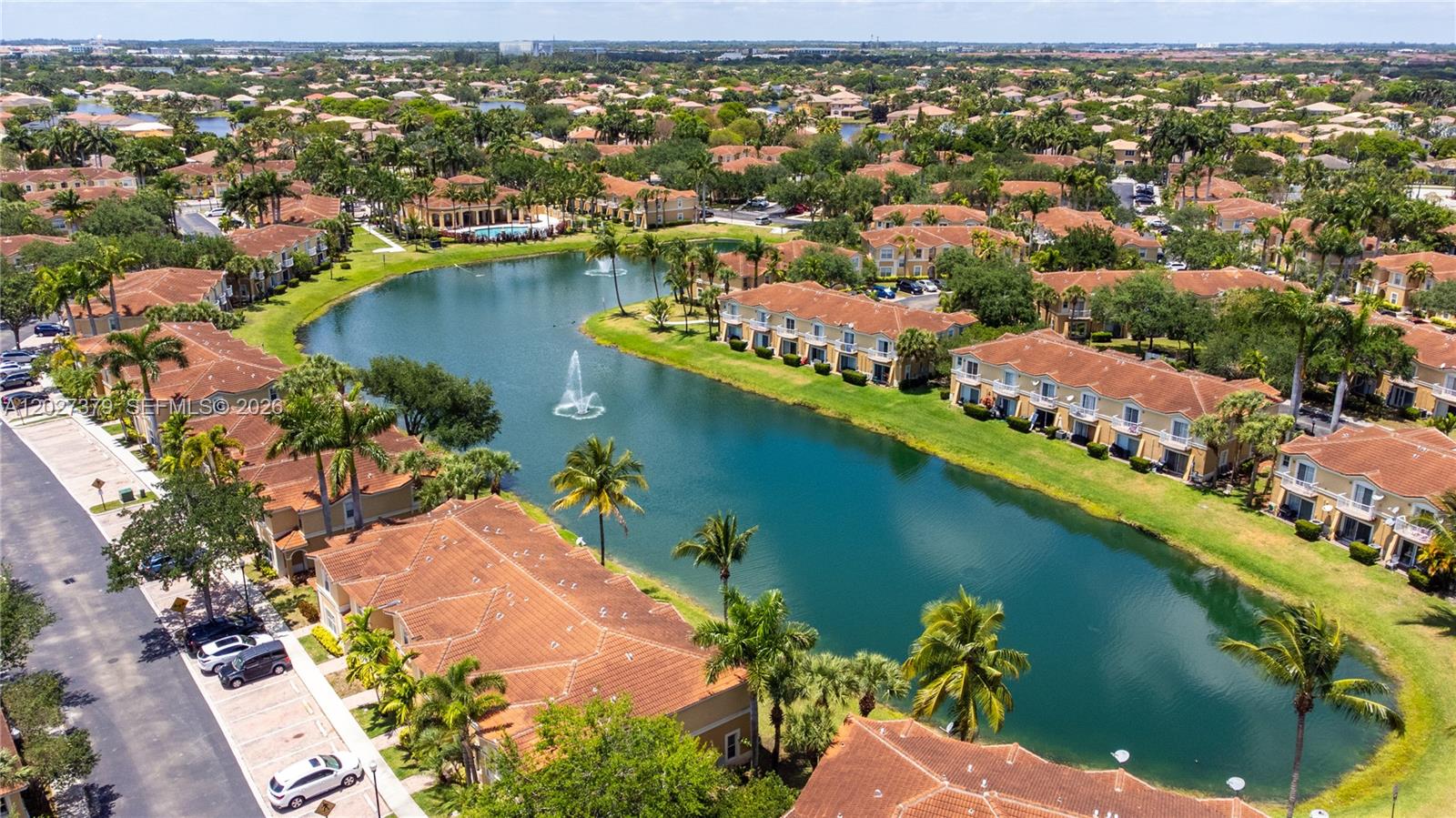 MELROSE POINT CONDO - Residential Lease