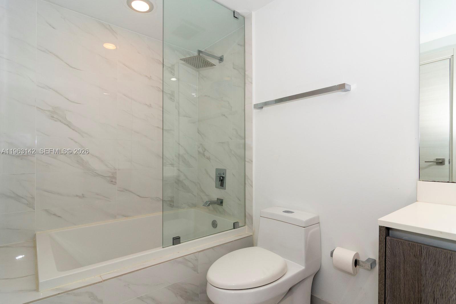 SLS LUX BRICKELL - Residential