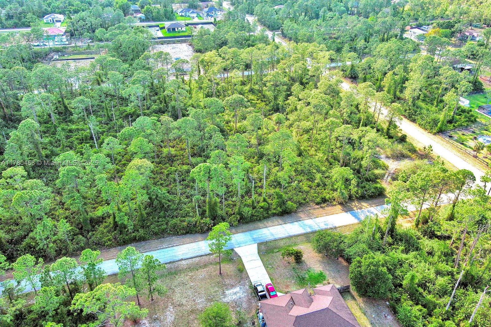 LEHIGH ACRES - Land