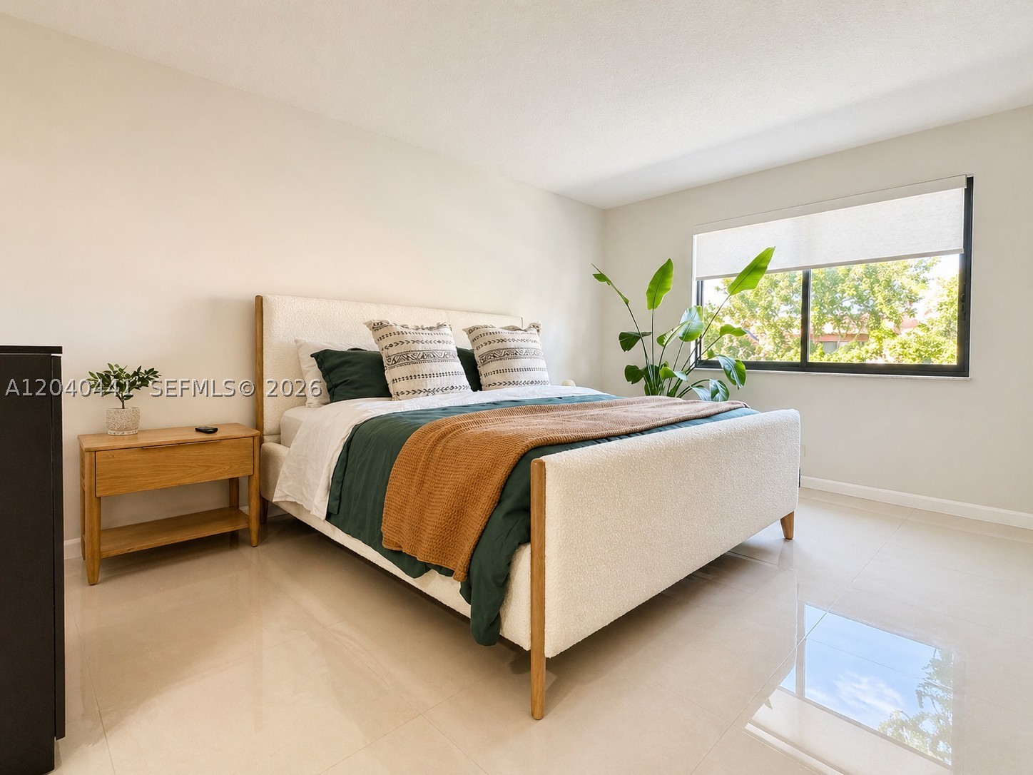 RACQUET CLUB APARTMENTS A - Residential