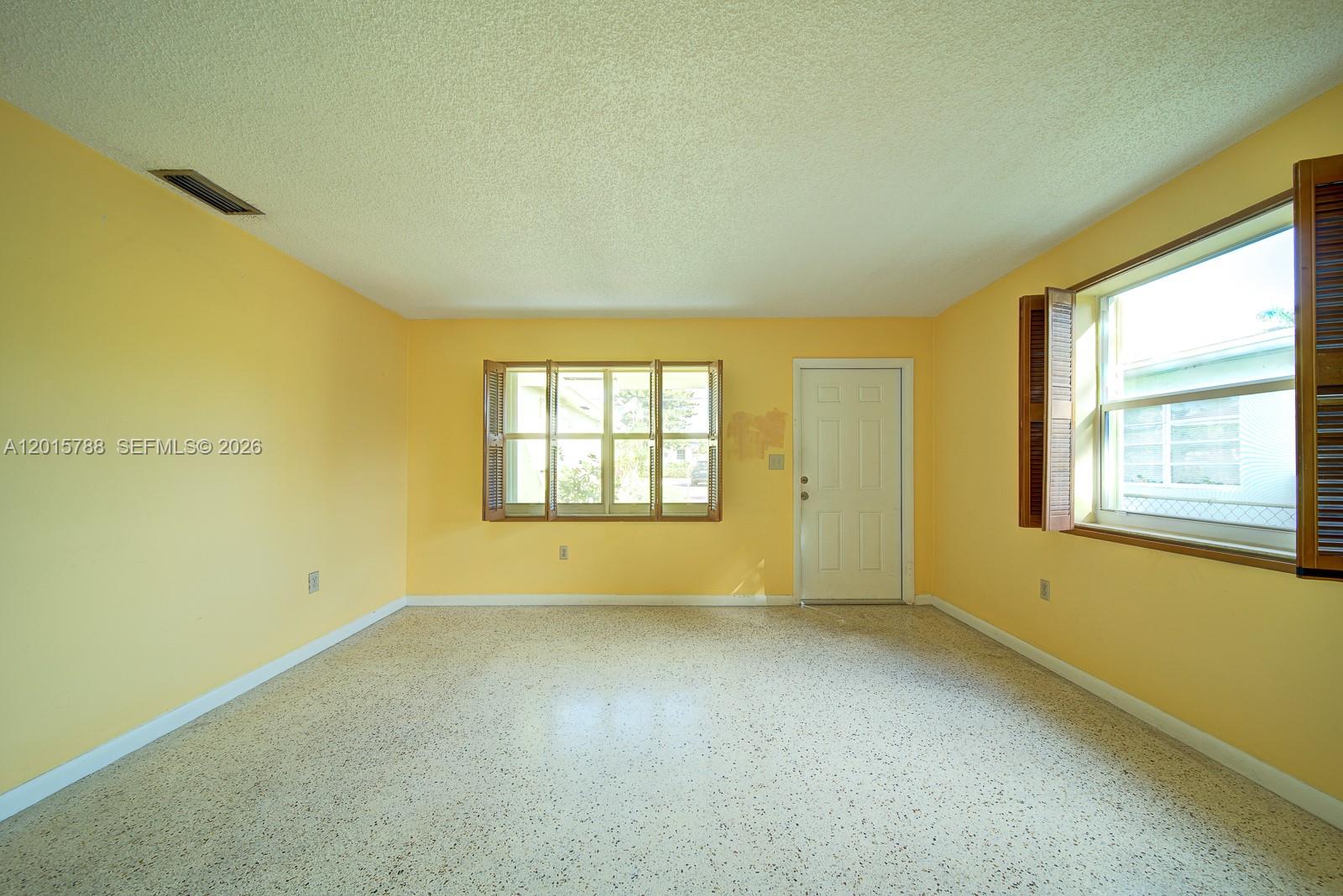 CORAL TERRACE SEC 2 - Residential Income