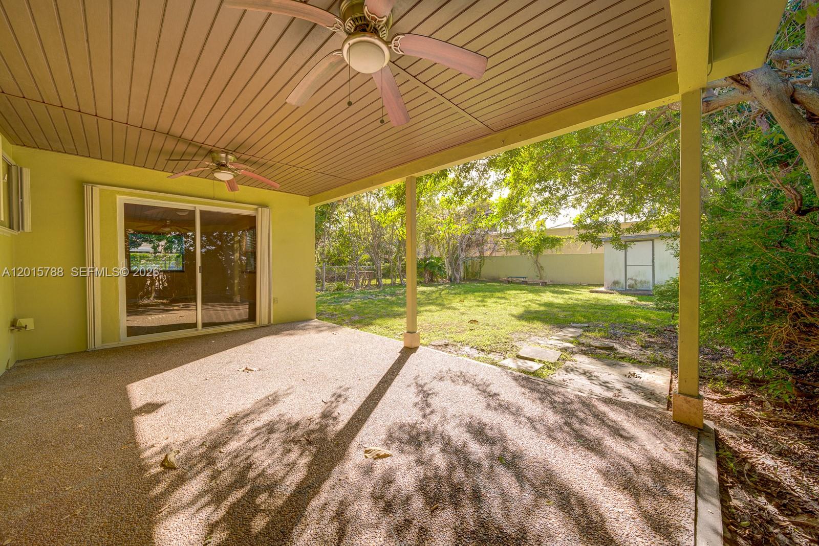 CORAL TERRACE SEC 2 - Residential Income