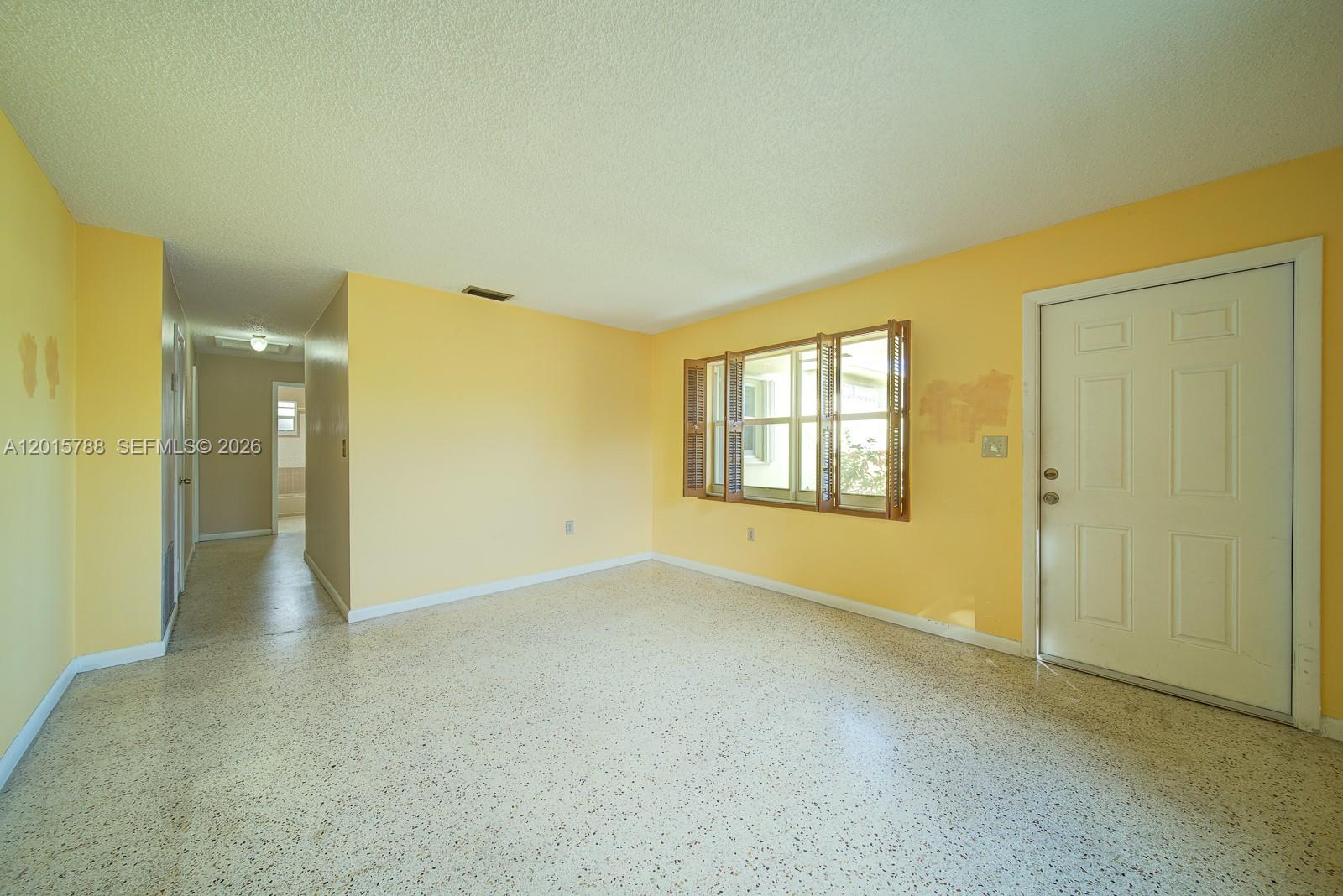 CORAL TERRACE SEC 2 - Residential Income